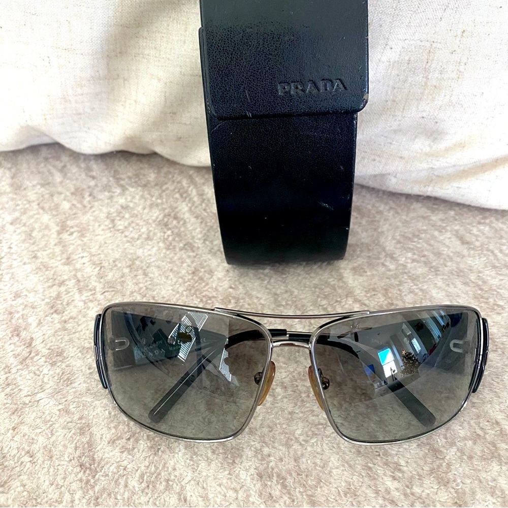 Prada sunglasses, great condition, original box